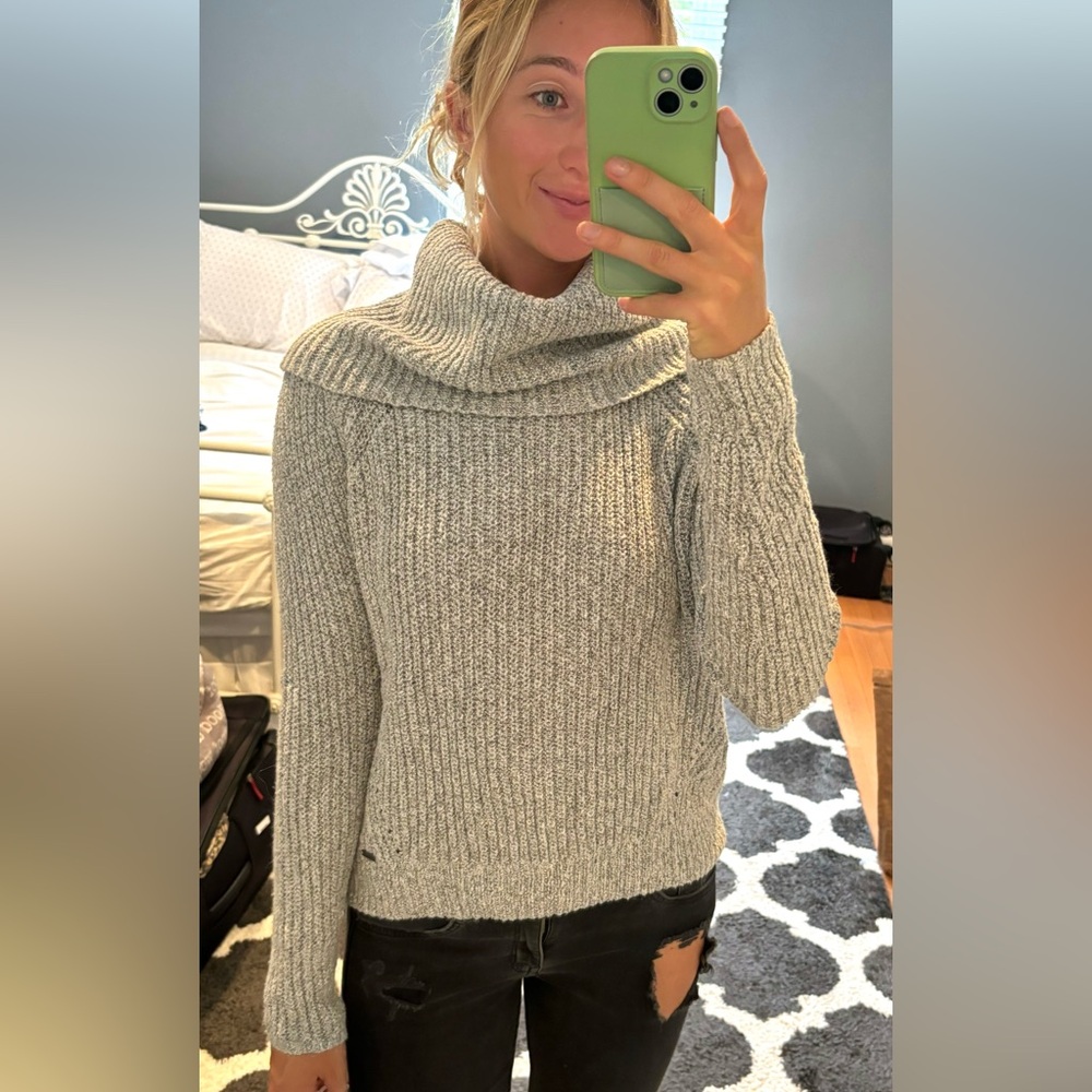 Hollister Turtleneck Knit Sweater